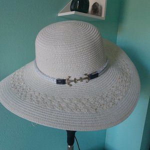 WOMEN BEACH HAT